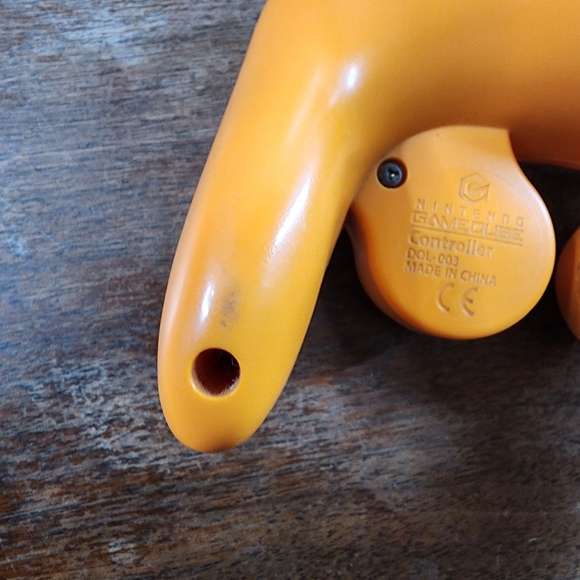 Official Nintendo Gamecube Controller Spice Orange - Picture 3 of 6